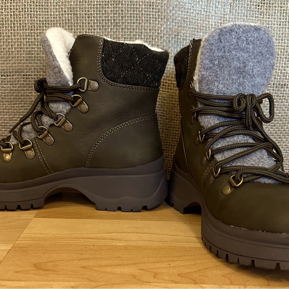 Maurices Women’s Raven Outdoor Adventure Boot Green - Size 6